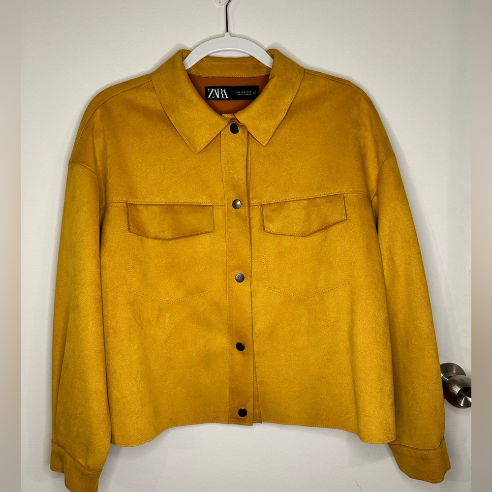 Zara - Faux Suede Mustard Cropped Overshirt (M)